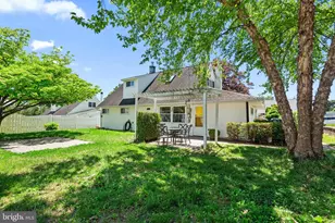 25 Cable Rd, Levittown, PA 19057 - Photo 26