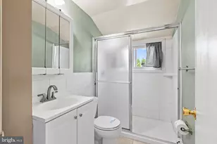 25 Cable Rd, Levittown, PA 19057 - Photo 20