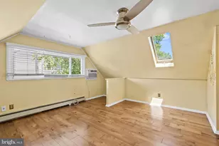 25 Cable Rd, Levittown, PA 19057 - Photo 18