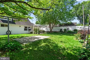 25 Cable Rd, Levittown, PA 19057 - Photo 30