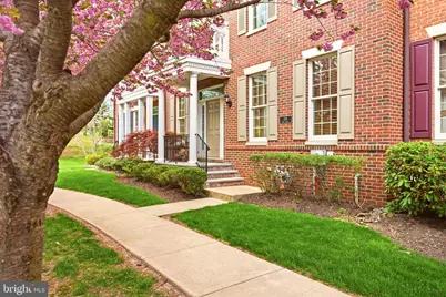 306 Hart Alley, Newtown, PA 18940 - Photo 2