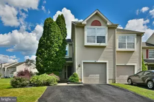 14 Nutmeg Pl, Newtown, PA 18940 - Photo 2