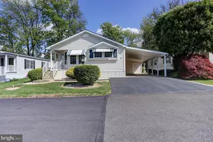 31 Pasture Ln, Chalfont, PA 18914 - Photo 4