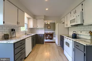 1708 Deer Path Cir, Quakertown, PA 18951 - Photo 8