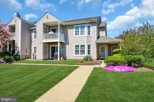 1307 Bennett Pl, Southampton, PA 18966 - Photo 4