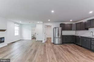 557 Durham Rd, Newtown, PA 18940 - Photo 4