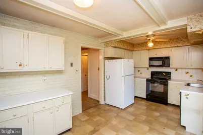 84 Dewsbury Lane, Quakertown, PA 18951 - Photo 2