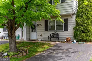 84 Dewsbury Ln, Quakertown, PA 18951 - Photo 1
