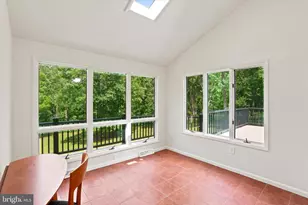 84 Skoures Ln, Newtown, PA 18940 - Photo 8