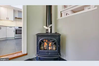 235 N Clinton Street, Doylestown, PA 18901 - Photo 18