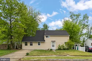 3 Indian Creek Way, Levittown, PA 19057 - Photo 2