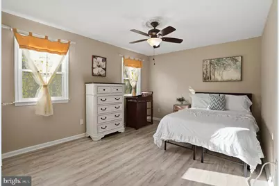 625 S Sweetwater Drive, Feasterville-Trevose, PA 19053 - Photo 20