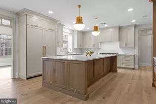 102 Pickwick Dr, Doylestown, PA 18901 - Photo 16