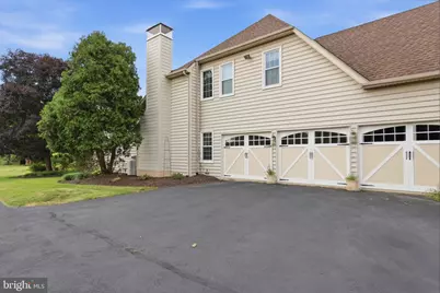 25 Alexanders Court, Newtown, PA 18940 - Photo 6
