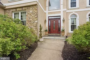 25 Alexanders Ct, Newtown, PA 18940 - Photo 4