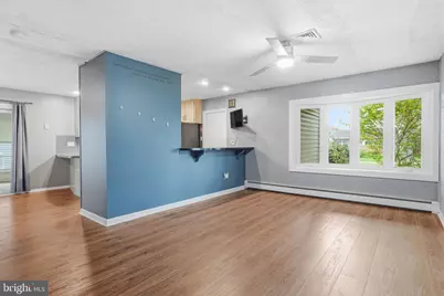 47 Thornyapple Lane, Levittown, PA 19054 - Photo 6