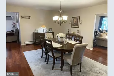 17 Heather Lane, Levittown, PA 19055 - Photo 8