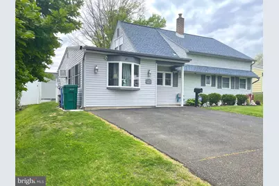 17 Heather Lane, Levittown, PA 19055 - Photo 4