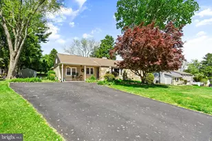 101 N Hilltop, Southampton, PA 18966 - Photo 1