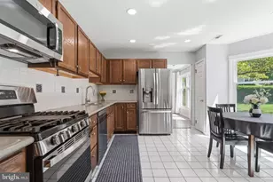 7 Randolph Ct, Newtown, PA 18940 - Photo 10
