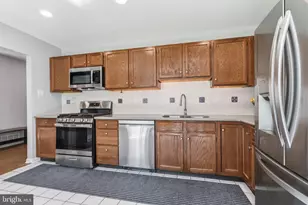 7 Randolph Ct, Newtown, PA 18940 - Photo 12