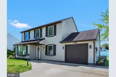 616 S Oxford Valley Road, Fairless Hills, PA 19030 - Photo 2