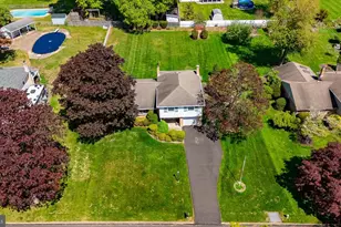 180 E Rambler Dr, Holland, PA 18966 - Photo 40