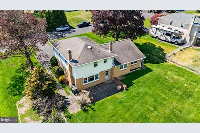 180 E Rambler Drive, Holland, PA 18966 - Photo 32