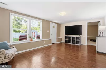7 New Pond Lane, Levittown, PA 19054 - Photo 16