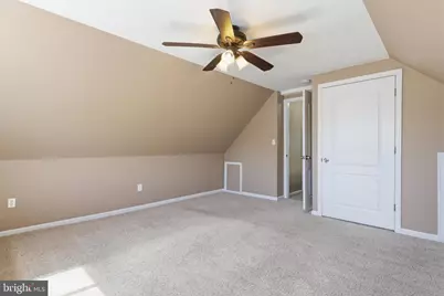 7 New Pond Lane, Levittown, PA 19054 - Photo 24
