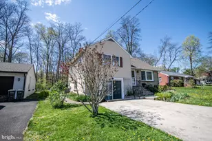 248 S 3rd St, Quakertown, PA 18951 - Photo 2