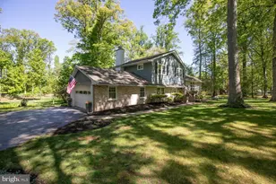 90 Buttonwood Ln, Doylestown, PA 18901 - Photo 4