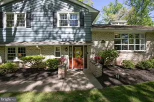 90 Buttonwood Ln, Doylestown, PA 18901 - Photo 6