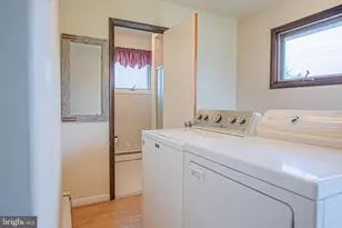 274 Wyandotte Rd, Fairless Hills, PA 19030 - Photo 24