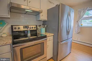 274 Wyandotte Rd, Fairless Hills, PA 19030 - Photo 12