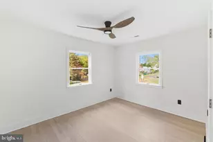 166 N Hawthorne Ave, Langhorne, PA 19047 - Photo 18