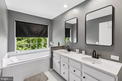 15 Charter Oak Court, Doylestown, PA 18901 - Photo 32