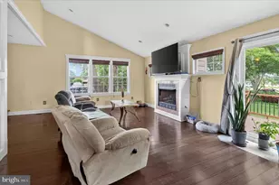 280 Olive St, Warminster, PA 18974 - Photo 20