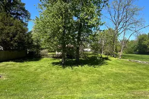 241 W Maple Ave, Langhorne, PA 19047 - Photo 10