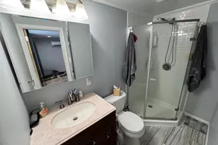 225 Park Ave, Bristol, PA 19007 - Photo 60