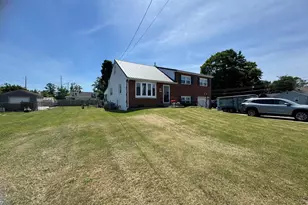 225 Park Ave, Bristol, PA 19007 - Photo 2