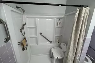 225 Park Ave, Bristol, PA 19007 - Photo 52