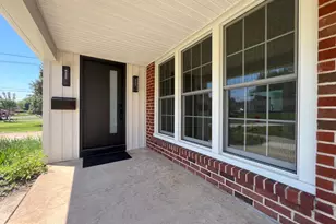 400 Deb Ln, Warminster, PA 18974 - Photo 2
