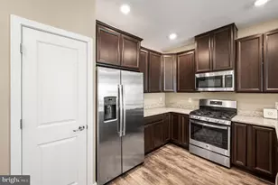 136 Alexandria St, Bensalem, PA 19020 - Photo 8
