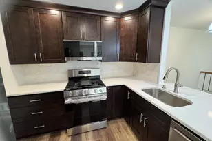 604 W Society Pl, Newtown, PA 18940 - Photo 6