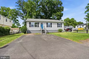 532 Western Ave, Bristol, PA 19007 - Photo 28
