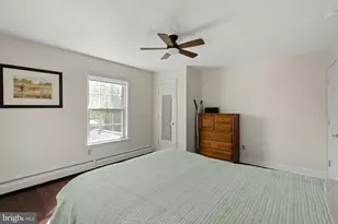 131 N Hawthorne Ave, Langhorne, PA 19047 - Photo 30