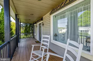 131 N Hawthorne Ave, Langhorne, PA 19047 - Photo 4