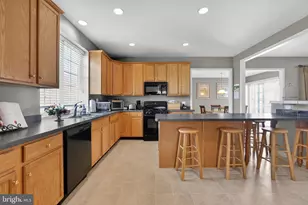 10 Croft Dr, Fountainville, PA 18923 - Photo 8