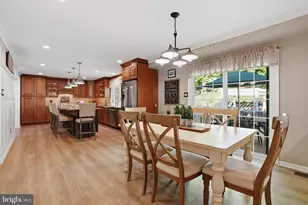 331 Fox Hollow Dr, Feasterville-Trevose, PA 19053 - Photo 14